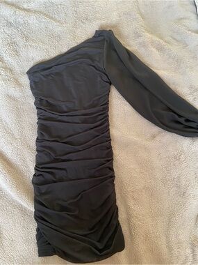 Asymmetrical Black One-Shoulder Ruched Mini Dress